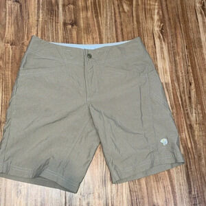 Mountain hardwear womens shorts 6 small nylon khaki outdoor sport hiking utility